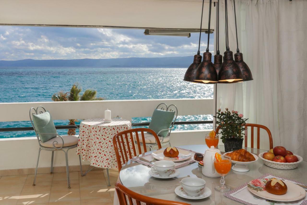 Amazing Waterfront Apartments Бол Экстерьер фото